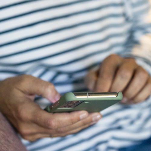 Mobiele telefoon close up - Tekst en Gebaar